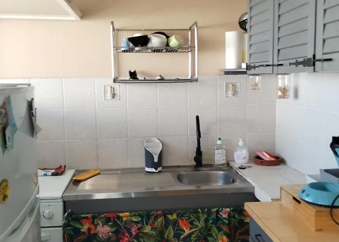 Sur Pilotis En Bord De Шале